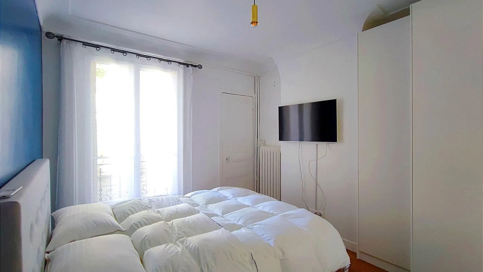 Rue Eugene Delacroix - Paris 16 0*,  France